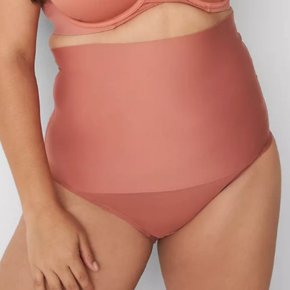 Cacique NWT Totally Smooth Ultra high waist Brief Size 18/20 - Rose